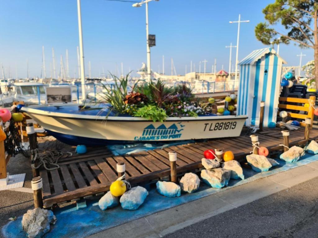 Appartement Meuble Bord De Mer Fos Sur Mer Fos-sur-Mer Eksteriør bilde
