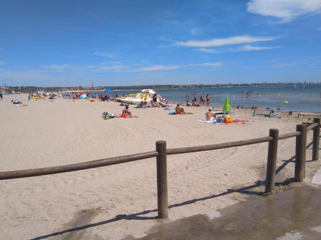 Appartement Meuble Bord De Mer Fos Sur Mer Fos-sur-Mer Eksteriør bilde